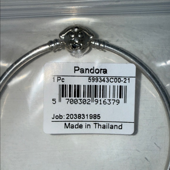 New Pandora Disney Alice in Wonderland Cheshire Cat Clasp Pandora Moments Bangle - Picture 3 of 4